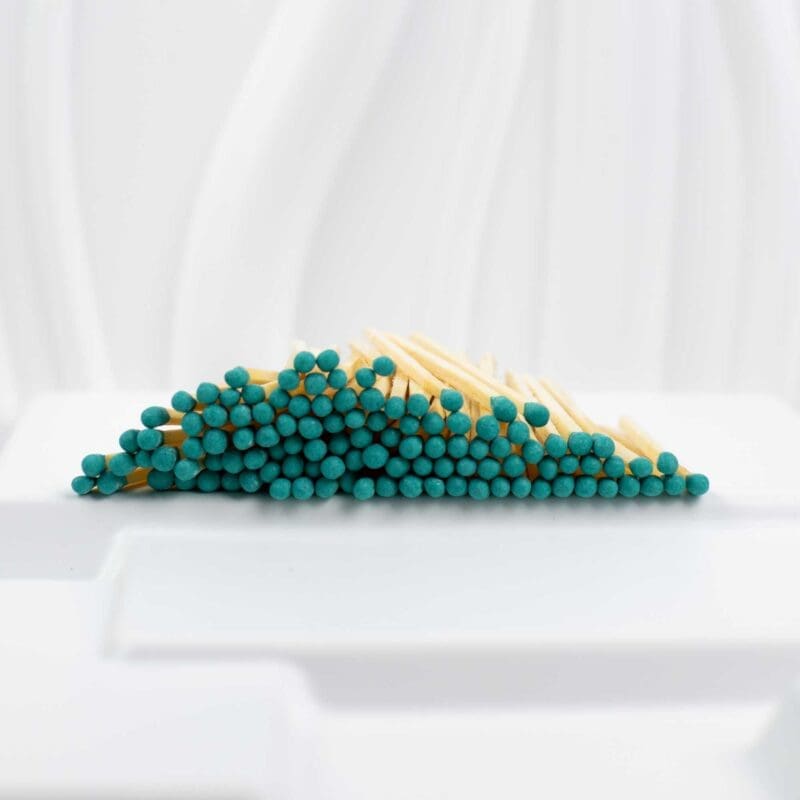 9.5 cm long wooden matches with teal heads for candles, fireplaces, barbecue, and fire pits, safe and stylish home matches.