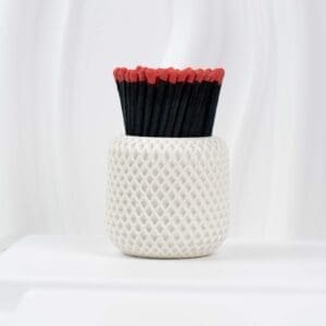 9.5 cm Black + Red Head Matches