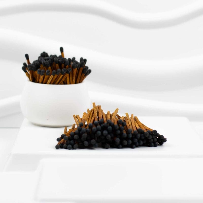 75-CynamoneBlack-Head-4-1.jpg 7.5 cm Cinnamon with Black Tips Matches