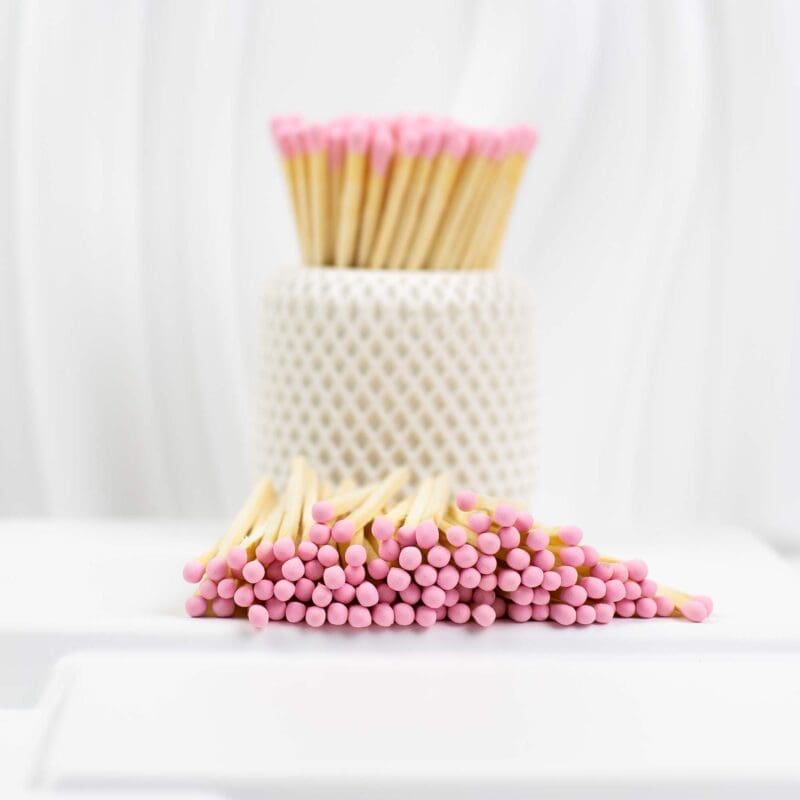 9.5 cm Wooden Matches – Pink Light Heads