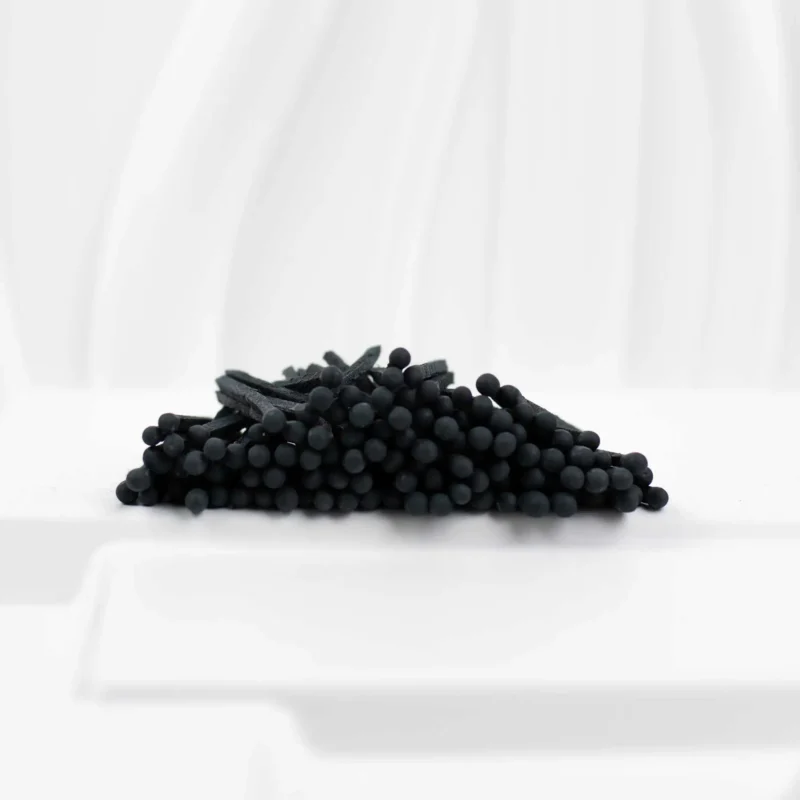 7.5 cm Matches Black + Black Head Elegant 7.5 cm wooden matches with black heads, longer matches for candles, fireplaces, and fire pits as a decorative accessory or gift.